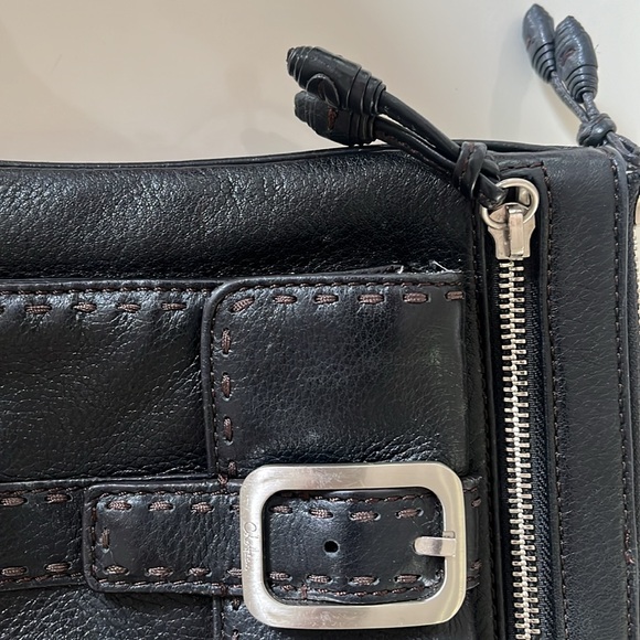 COLE HAAN crossbody. - Picture 9 of 10